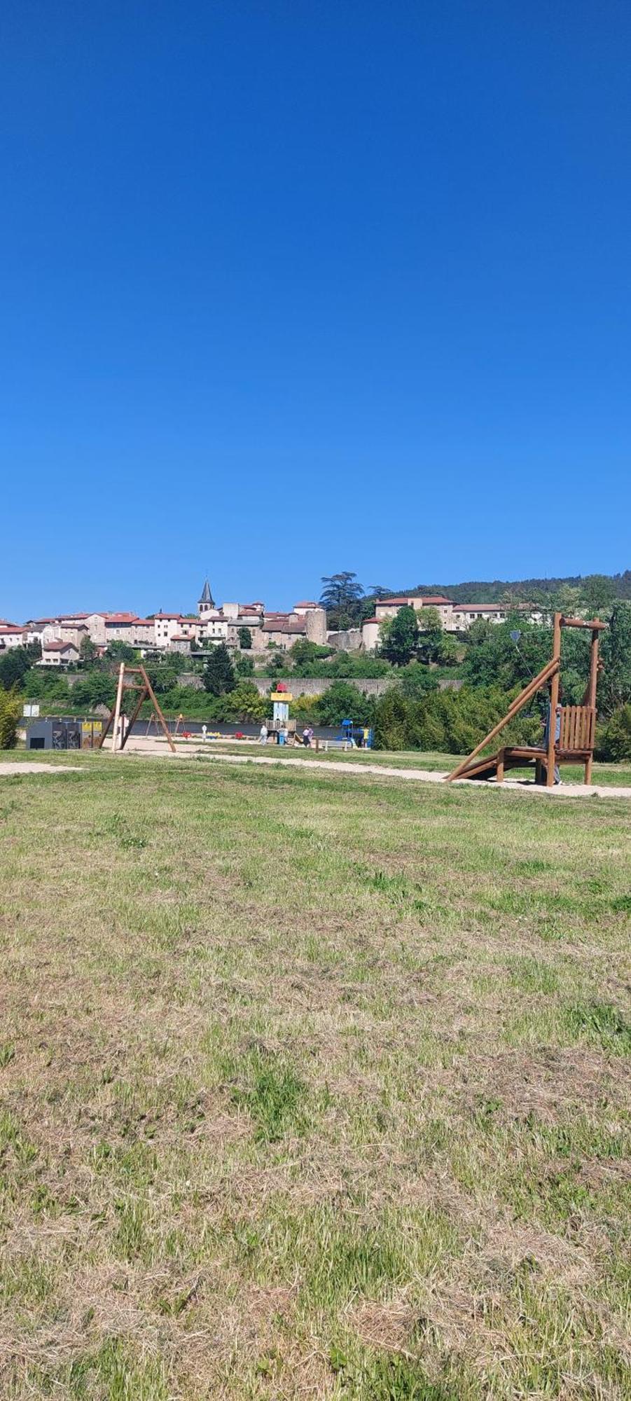 Вилла Le Pat' Toit A La Traboule Aurec-Sur-Loire Экстерьер фото